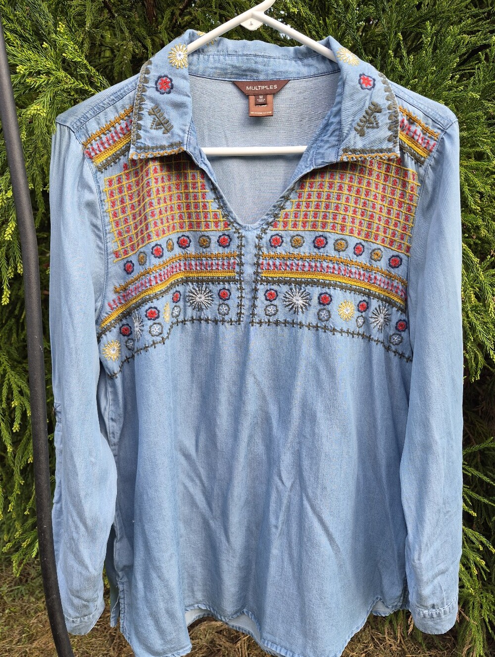 Multiples Light Blue Embroidered V-Neck Denim-Style Tunic Medium